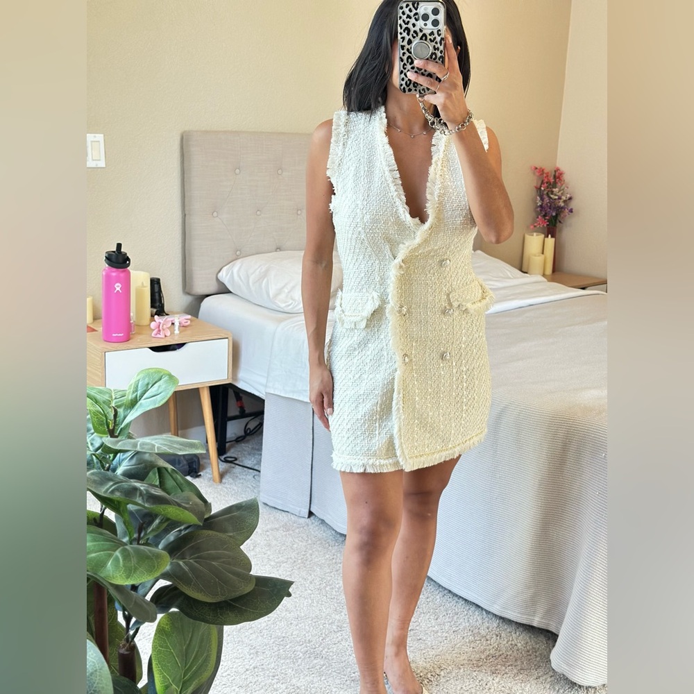Gorgeous dress 🌷